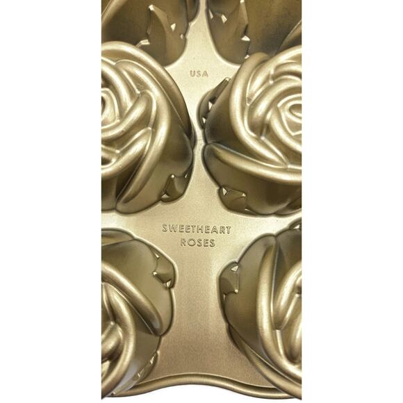 Sweetheart Rose Pan Mini Bundt Cakelet Non Stick Williams Sonoma Nordic Ware - Picture 11 of 14